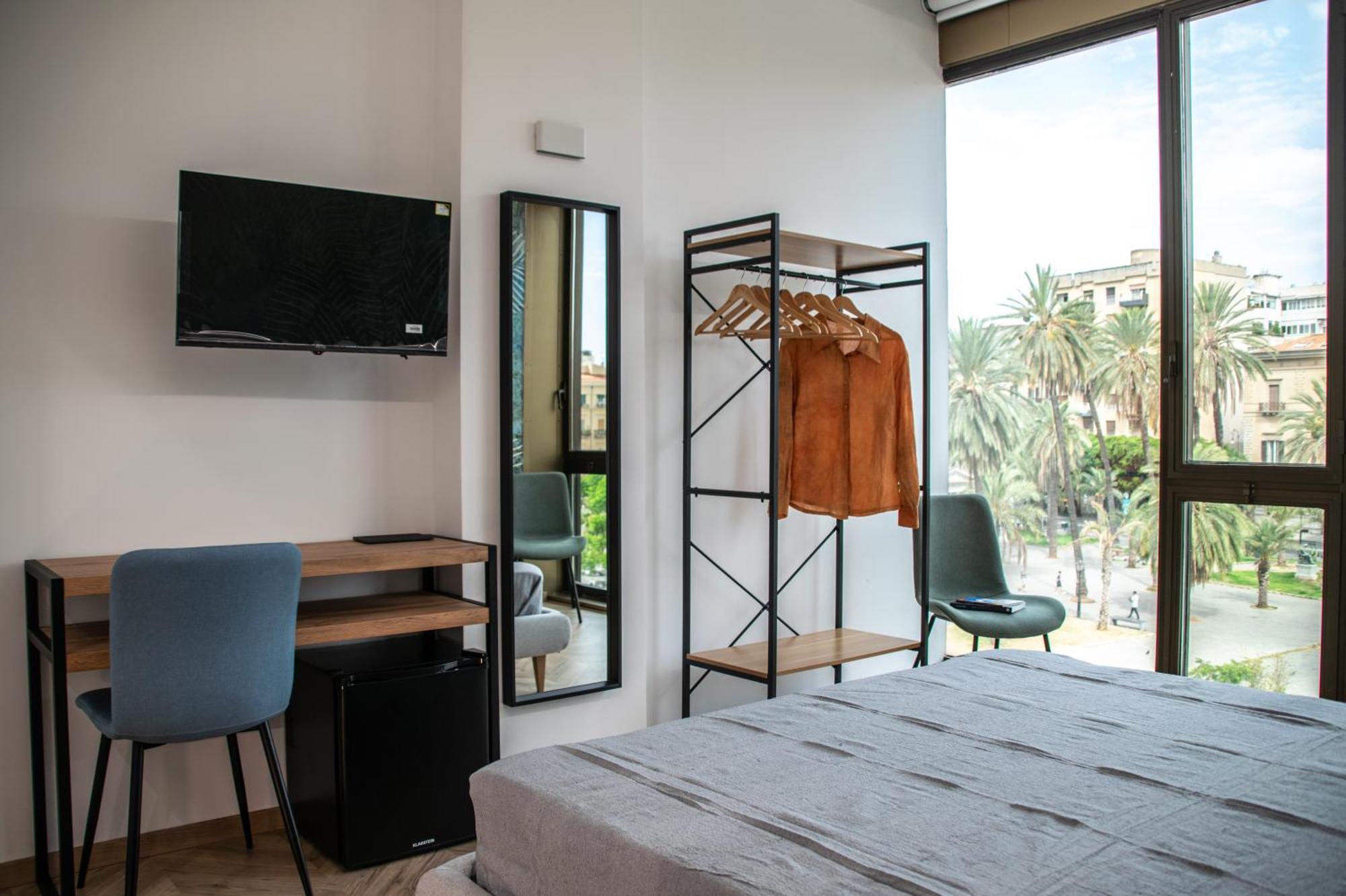 Politeama Crystal Rooms Palermo Ngoại thất bức ảnh