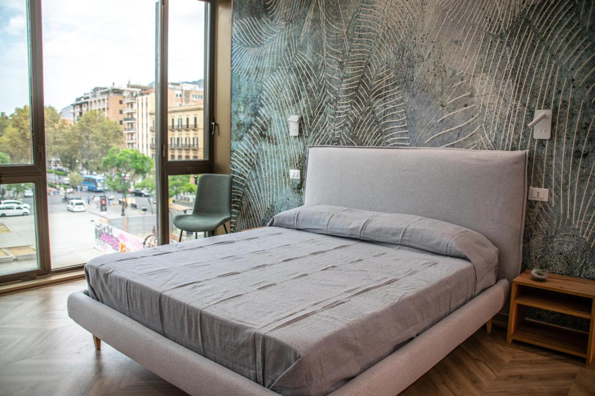 Politeama Crystal Rooms Palermo Ngoại thất bức ảnh